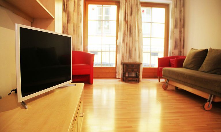 Haus Tipperary Hotel Zell Am See Austria Rates From 98